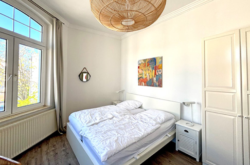 Schlafzimmer rechts