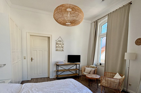 Schlafzimmer rechts